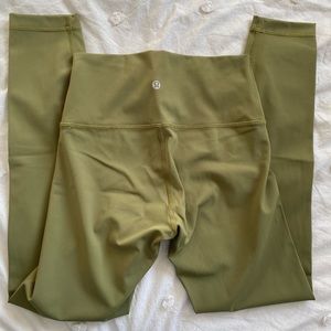 Lululemon leggings